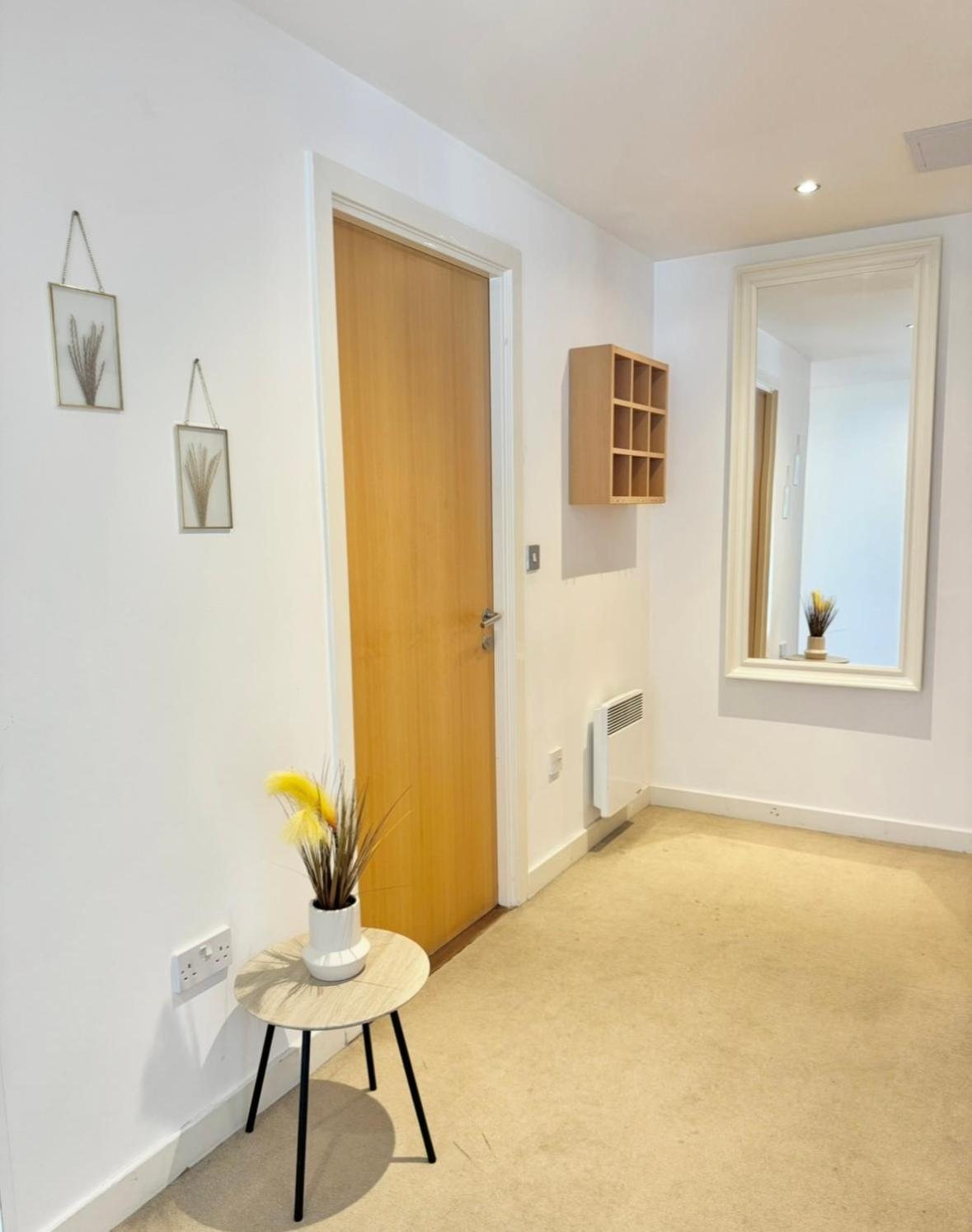 Modern Two Bedroom Apartments 爱丁堡 外观 照片
