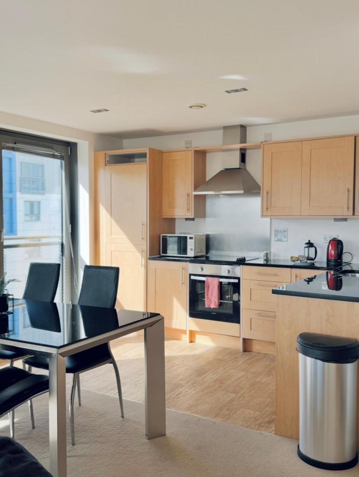 Modern Two Bedroom Apartments 爱丁堡 外观 照片