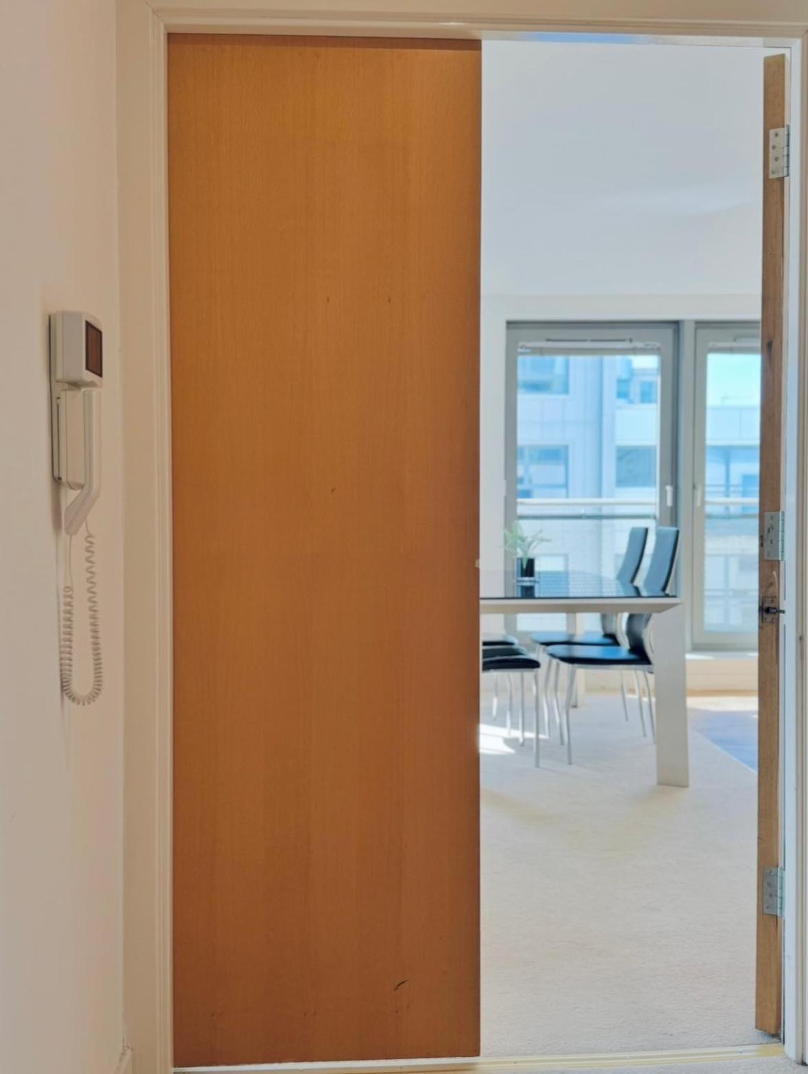 Modern Two Bedroom Apartments 爱丁堡 外观 照片