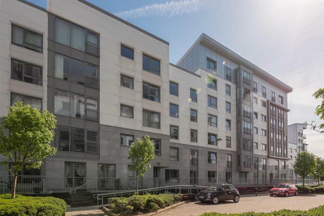 Modern Two Bedroom Apartments 爱丁堡 外观 照片