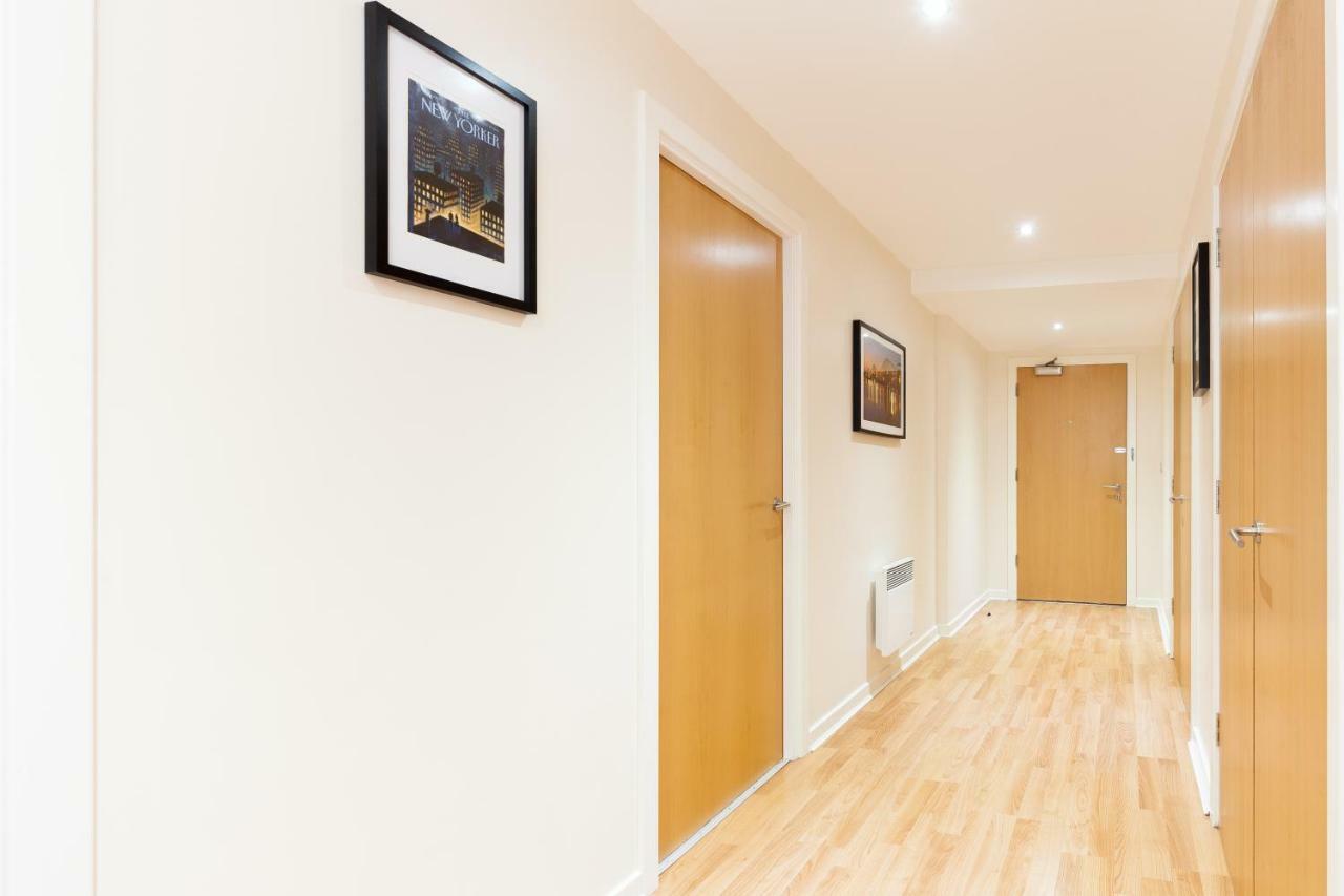 Modern Two Bedroom Apartments 爱丁堡 外观 照片
